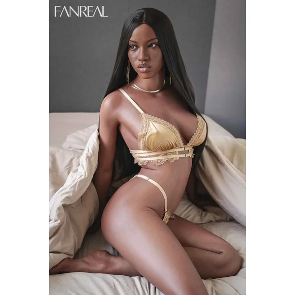 Ellie – 5’8″ | 173cm Sex Doll