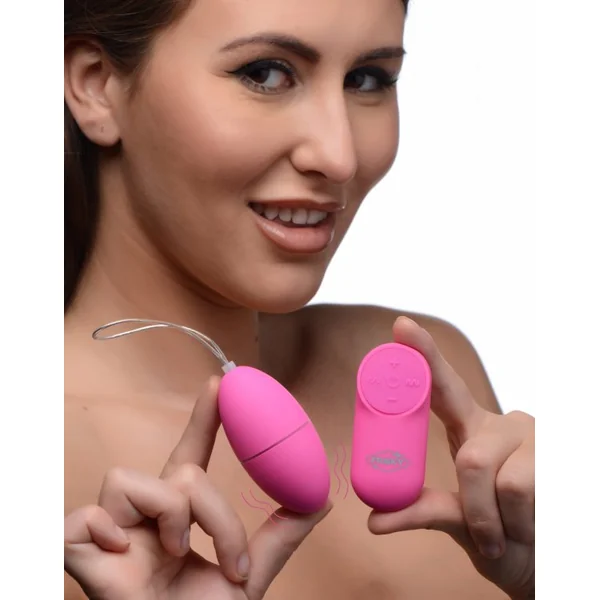 FRISKY SCRAMBLER 28X VIBRATING EGG W/ REMOTE PINK