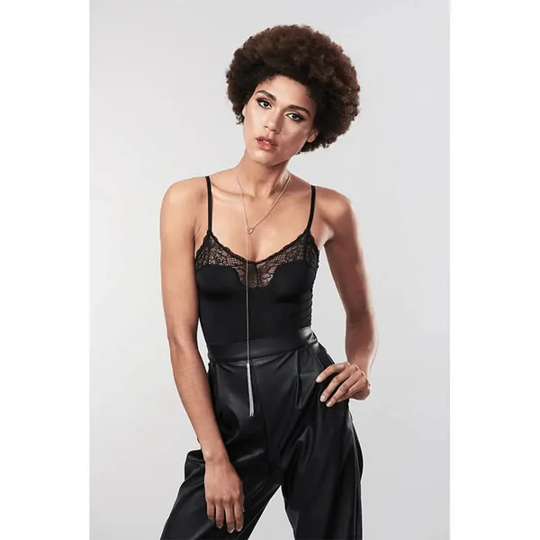 Magnifique Tickler Pendant