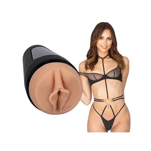 Main Squeeze Pussy Masturbator-Stella Barey