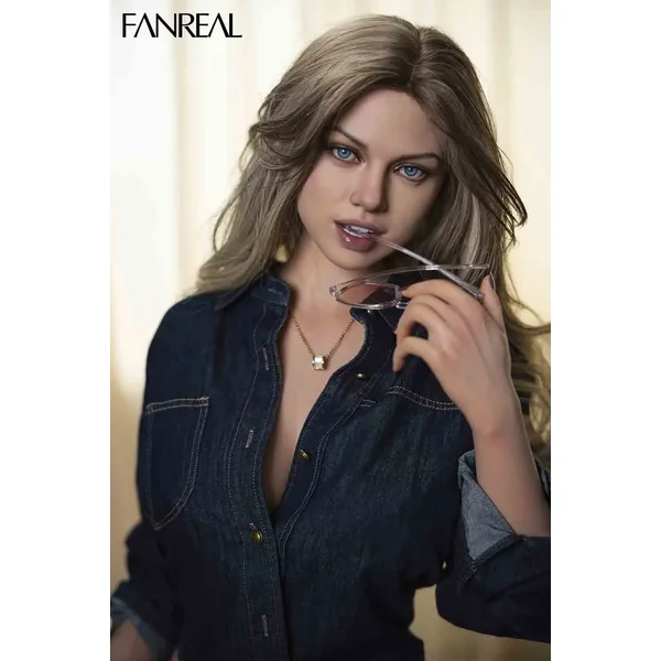 Maria – 5’6″ | 170cm Sex Doll